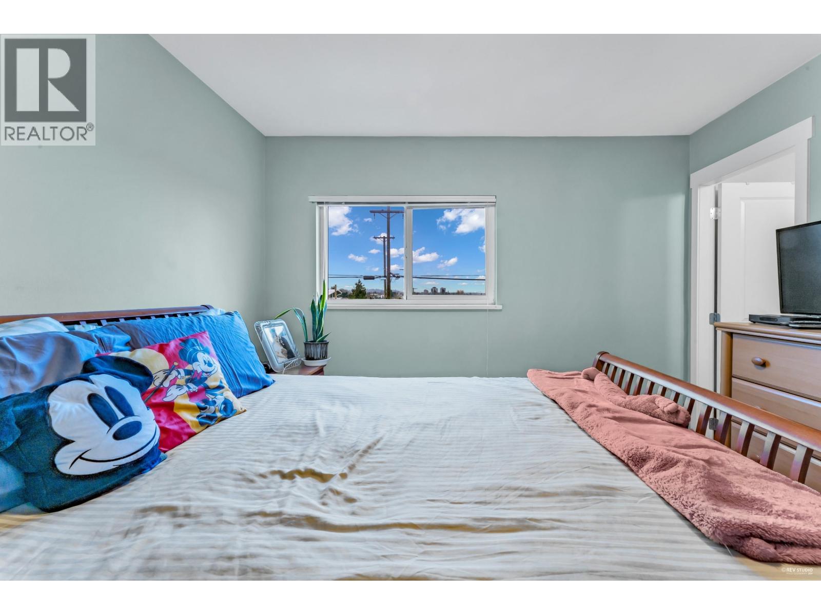 3951 Slocan Street, Vancouver, British Columbia  V5R 1Y7 - Photo 11 - R3097741