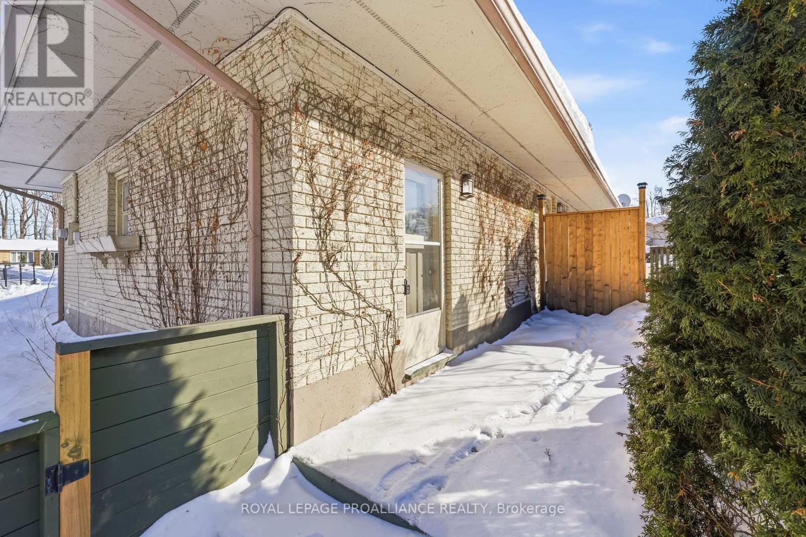 45 Hamilton Avenue, Cobourg, Ontario  K9A 1V9 - Photo 11 - X12799578