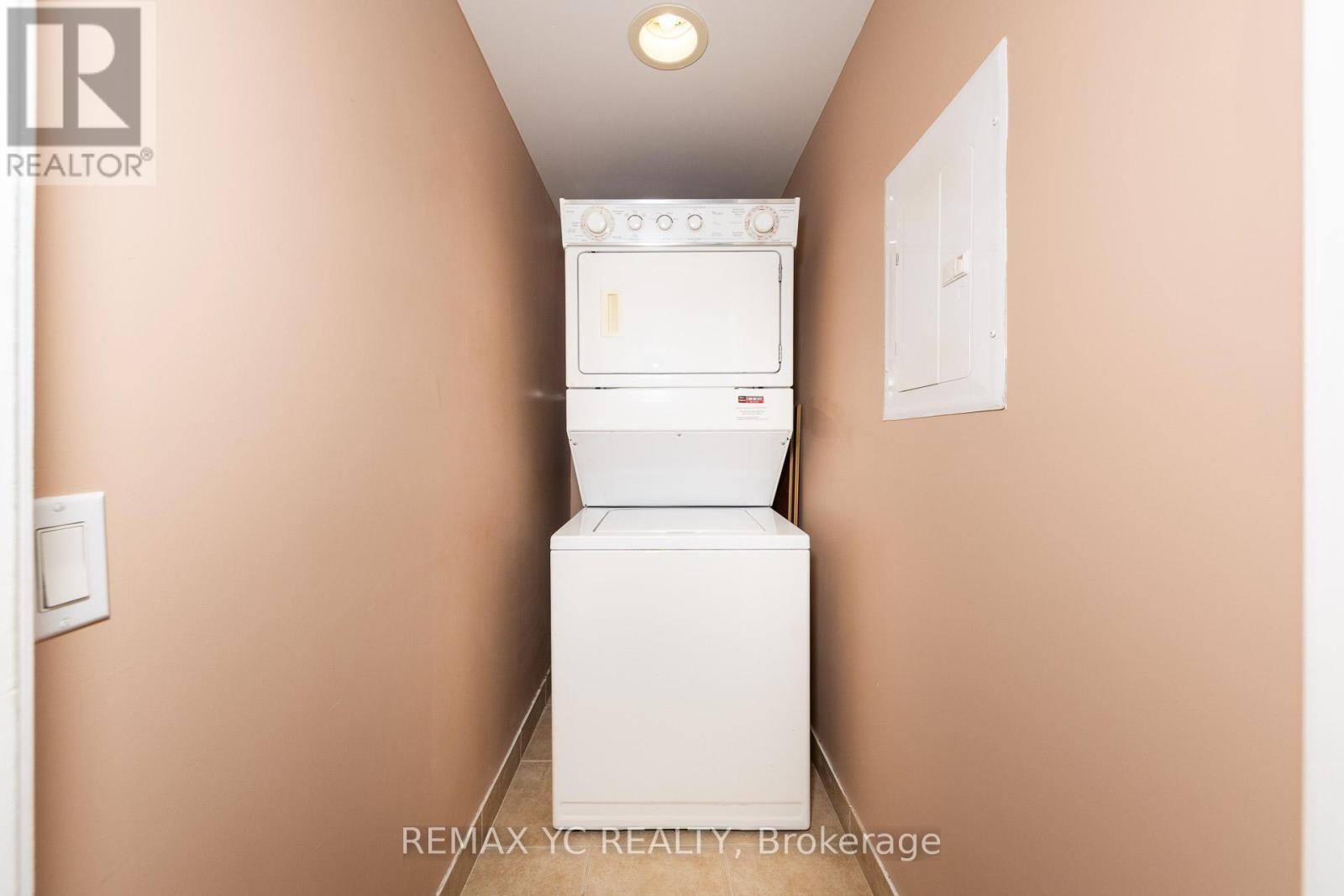 1407 - 10 Northtown Way, Toronto, Ontario  M2N 7L4 - Photo 16 - C12864116