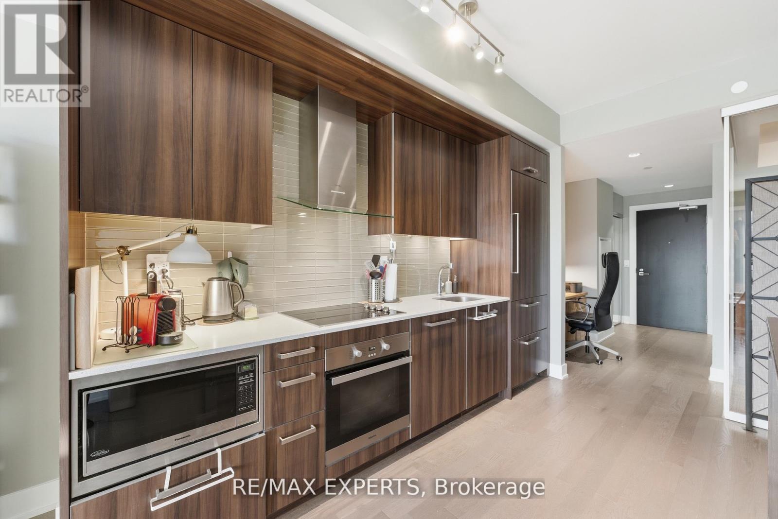 410 - 3018 Yonge Street, Toronto, Ontario  M4N 0A5 - Photo 10 - C12864126