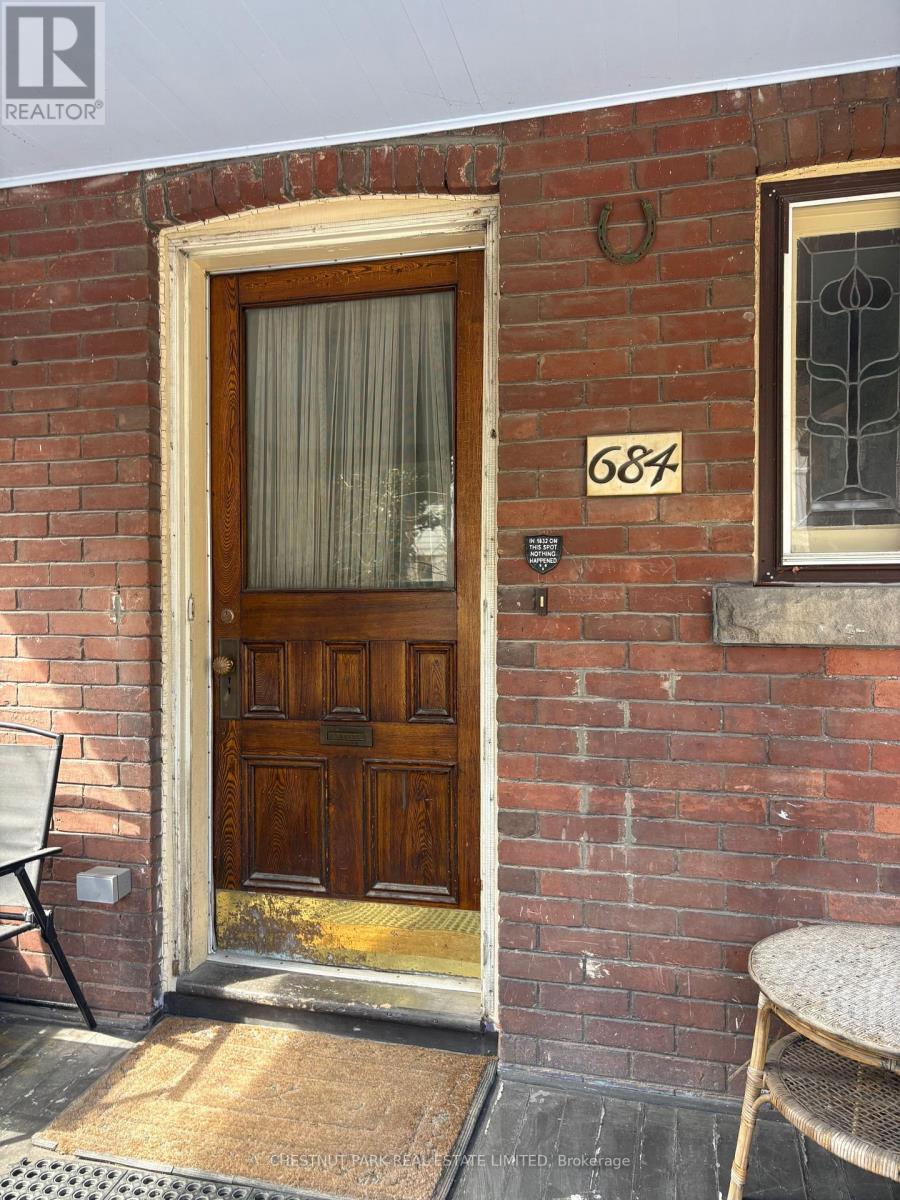 #2 - 684 SHAW STREET, Toronto, Ontario