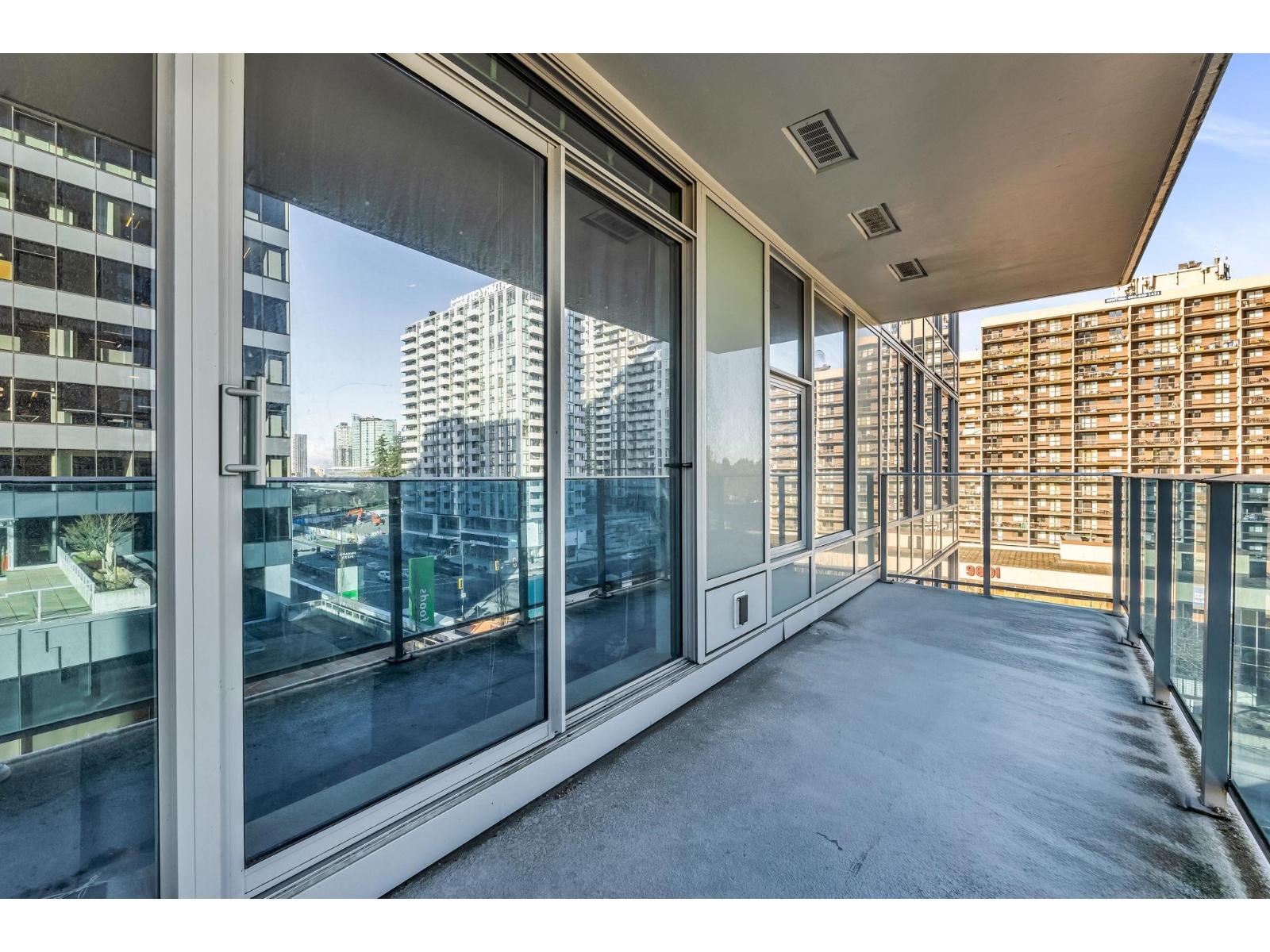 705 13615 Fraser Highway, Surrey, British Columbia  V3T 0P7 - Photo 12 - R3097843