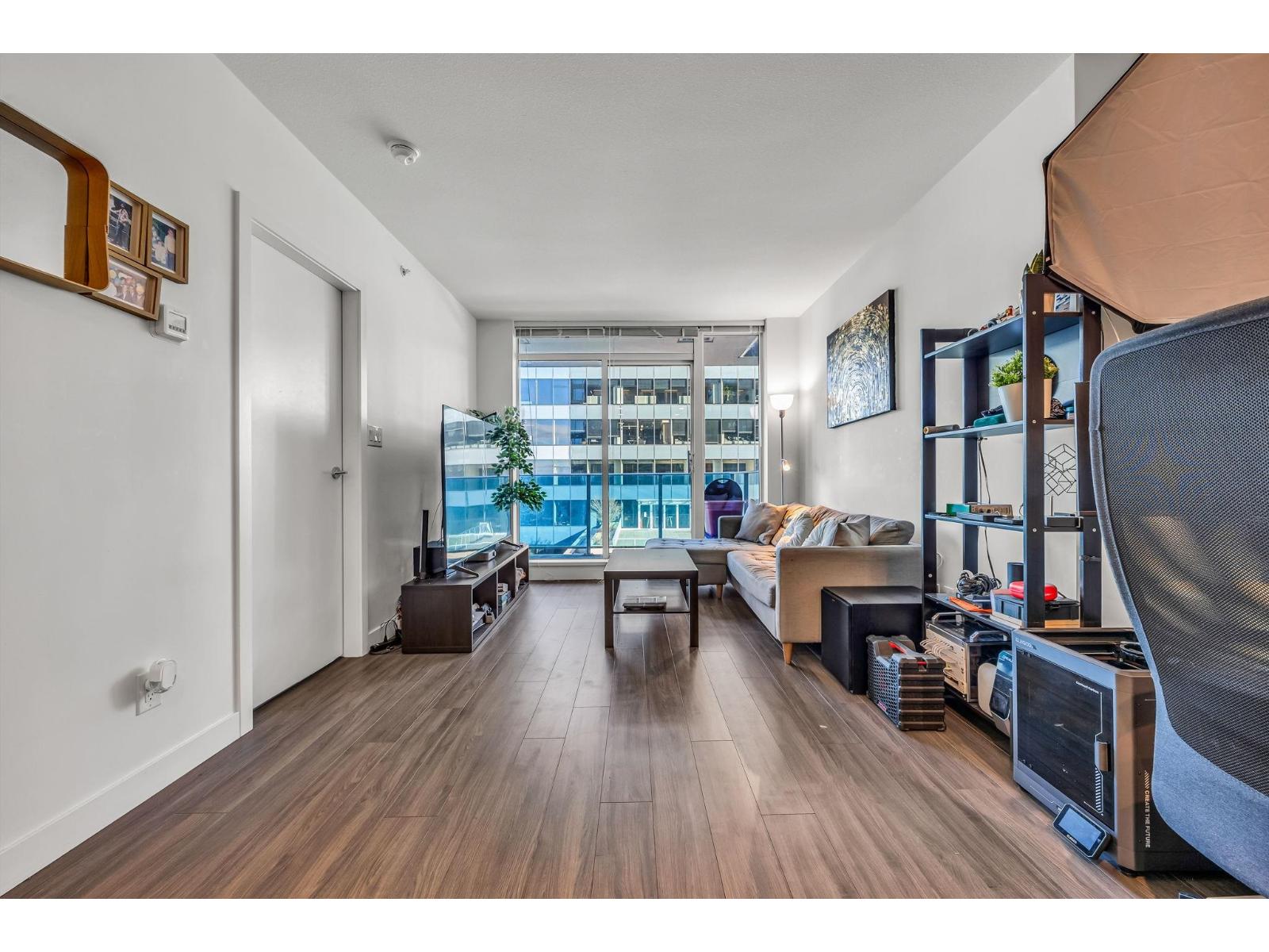 705 13615 Fraser Highway, Surrey, British Columbia  V3T 0P7 - Photo 7 - R3097843