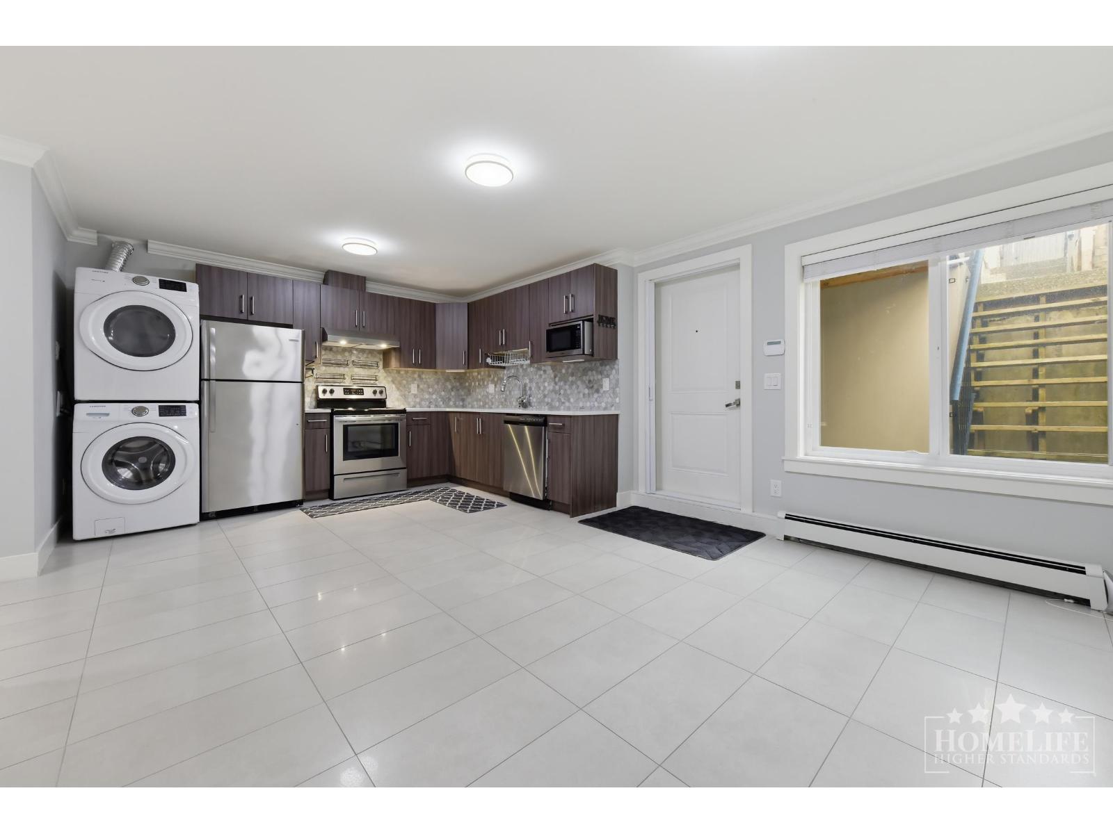 Basement 14032 60 Avenue, Surrey, British Columbia  V3X 2N2 - Photo 4 - R3097876