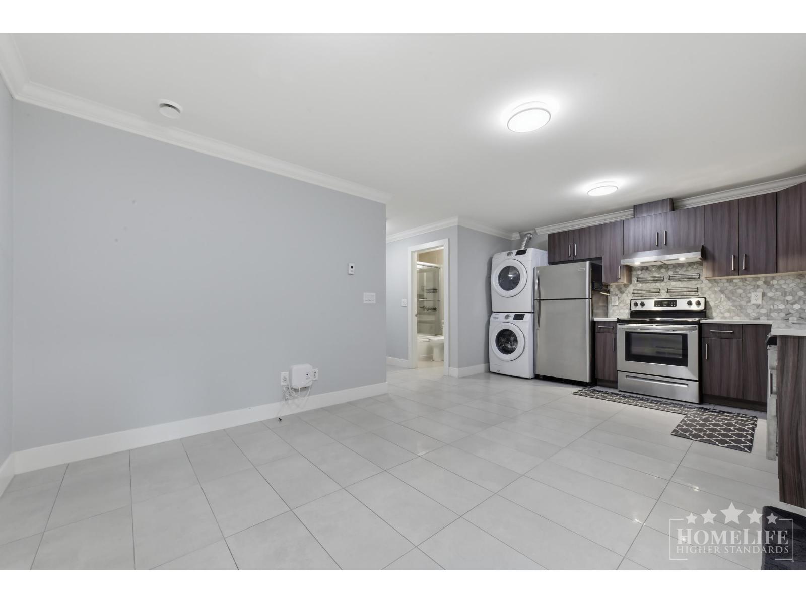 Basement 14032 60 Avenue, Surrey, British Columbia  V3X 2N2 - Photo 5 - R3097876