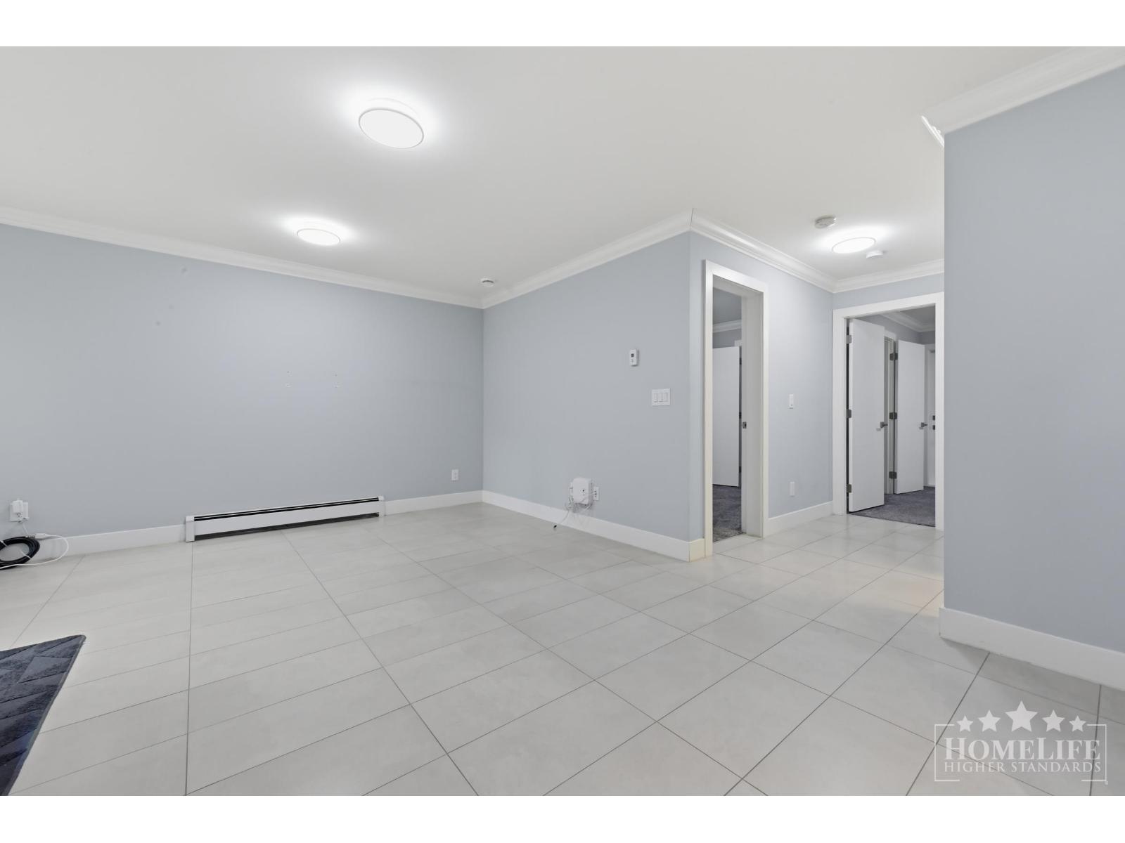 Basement 14032 60 Avenue, Surrey, British Columbia  V3X 2N2 - Photo 6 - R3097876