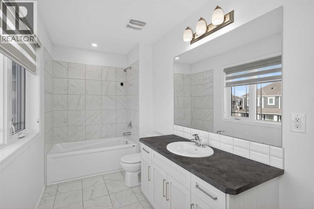 82 Osborne Common Sw, Airdrie, Alberta  T4B 5E4 - Photo 24 - A2284872