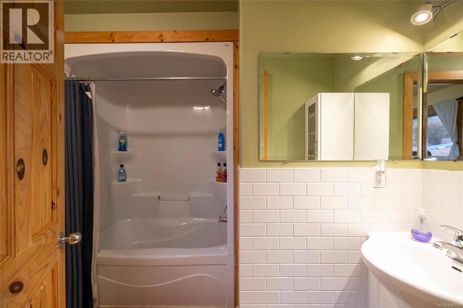 805 Lanqvist Rd, Hyde Creek, British Columbia  V0N 2R0 - Photo 25 - 1027513