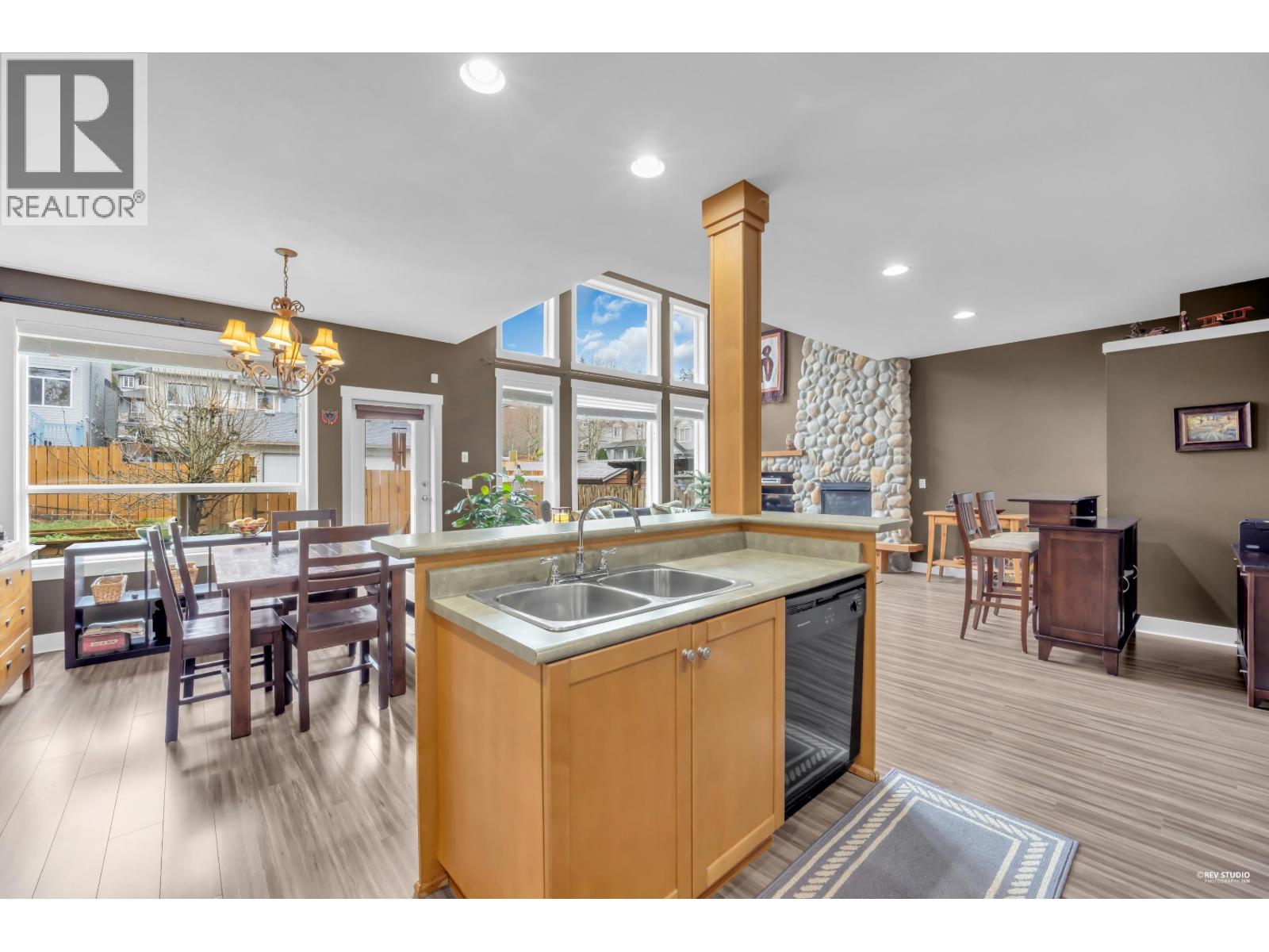 10328 243a Street, Maple Ridge, British Columbia  V2W 2C7 - Photo 5 - R3097743