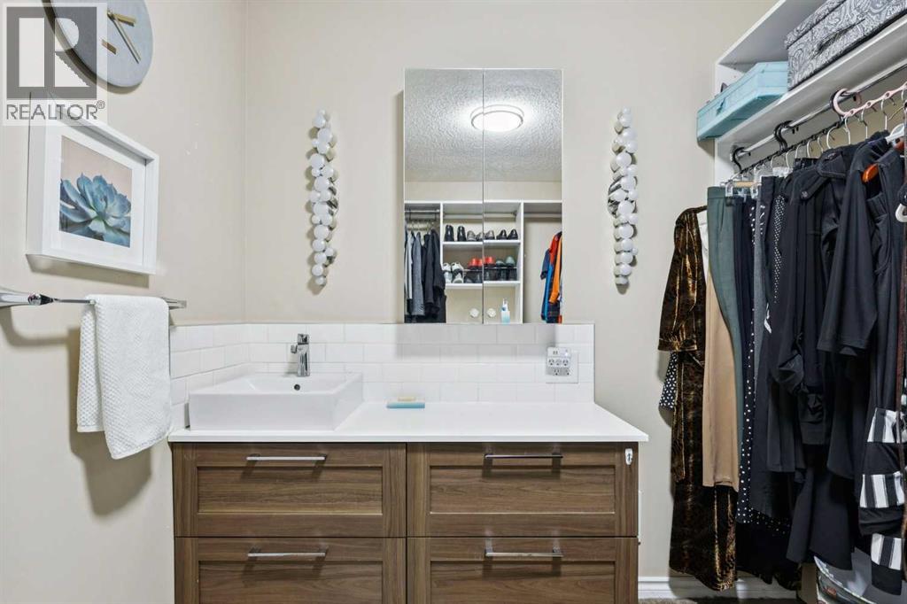 48 Deer Ridge Close Se, Calgary, Alberta  T2J 7C2 - Photo 18 - A2290007