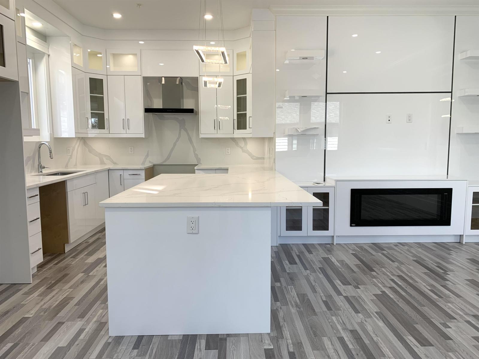 34007 Barker Court, Mission, British Columbia  V2V 6B2 - Photo 8 - R3097302