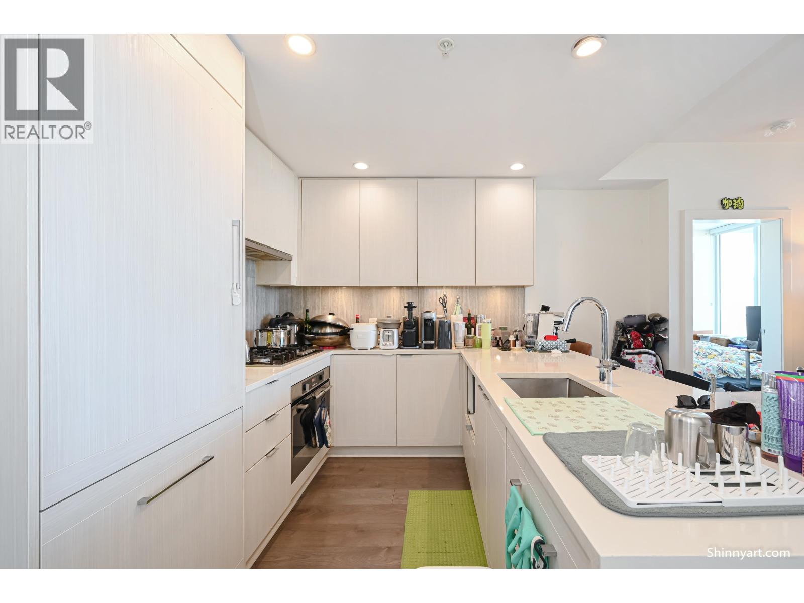 2303 5051 Imperial Street, Burnaby, British Columbia  V5J 0J3 - Photo 6 - R3074019