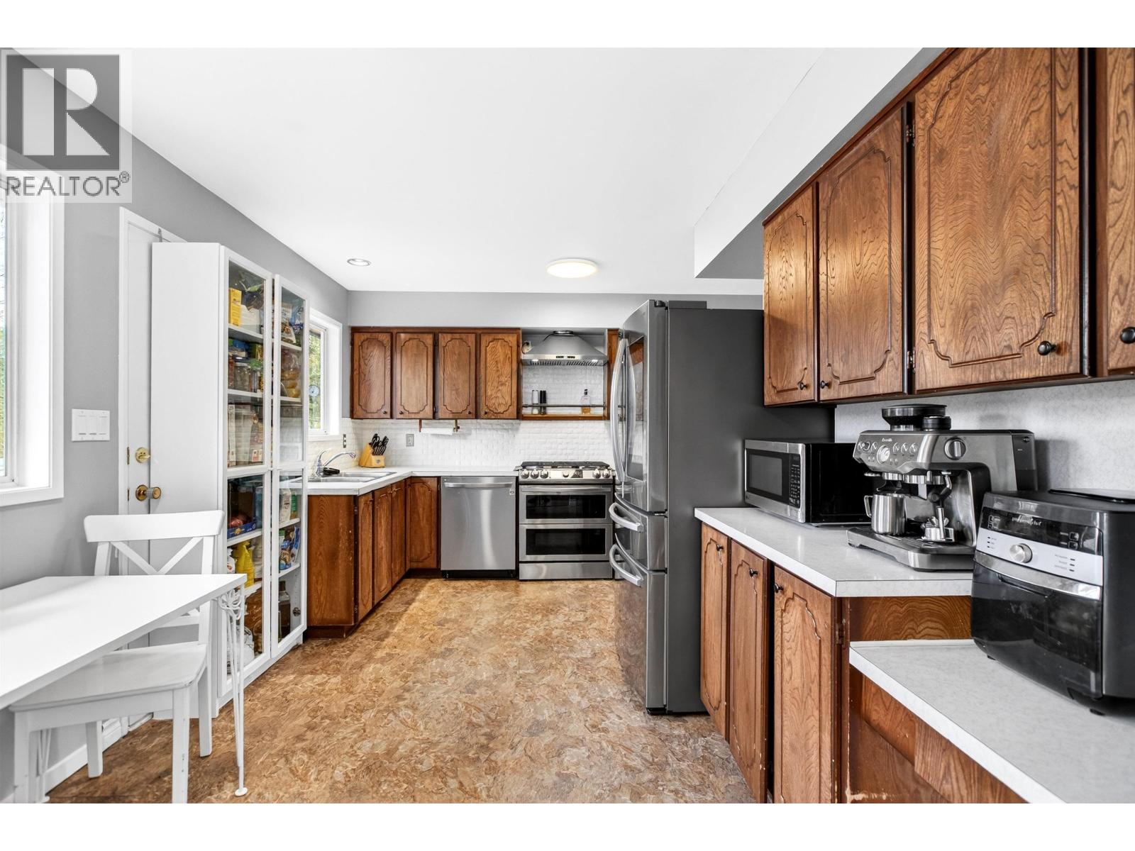 21875 124 Avenue, Maple Ridge, British Columbia  V2X 4J1 - Photo 11 - R3097755