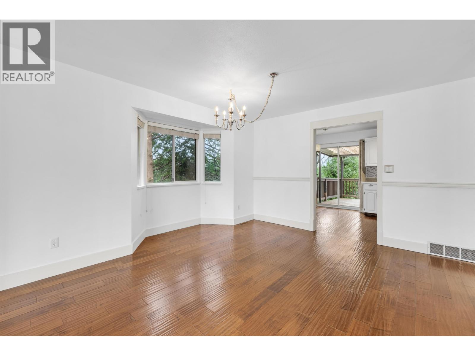 23003 Reid Avenue, Maple Ridge, British Columbia  V2X 0C2 - Photo 5 - R3097633