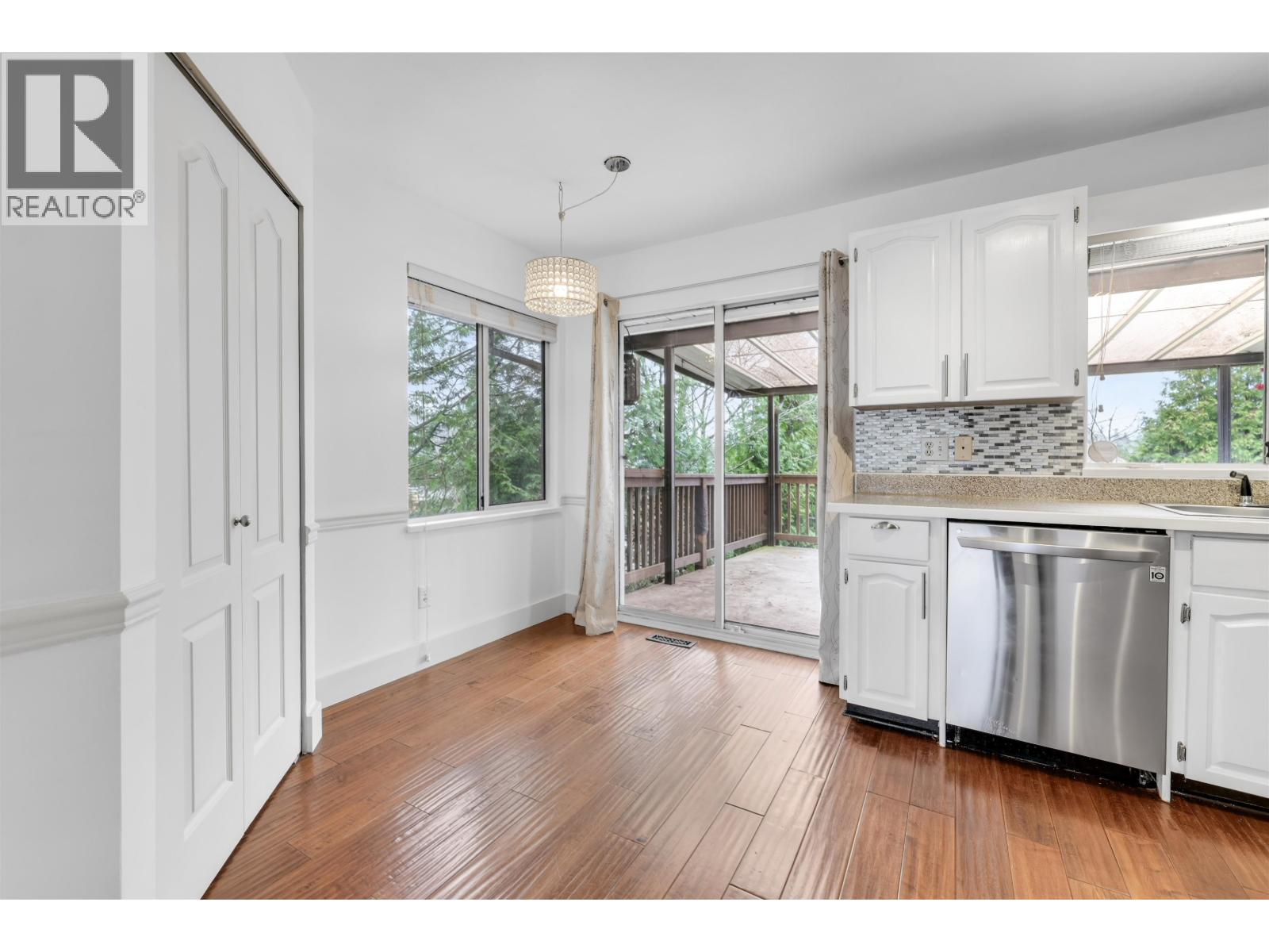 23003 Reid Avenue, Maple Ridge, British Columbia  V2X 0C2 - Photo 8 - R3097633