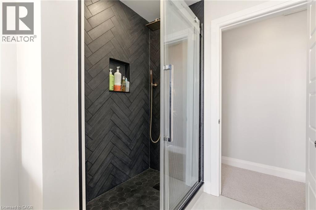 16 Munn Street, Hamilton, Ontario  L8V 1J6 - Photo 21 - 40809834