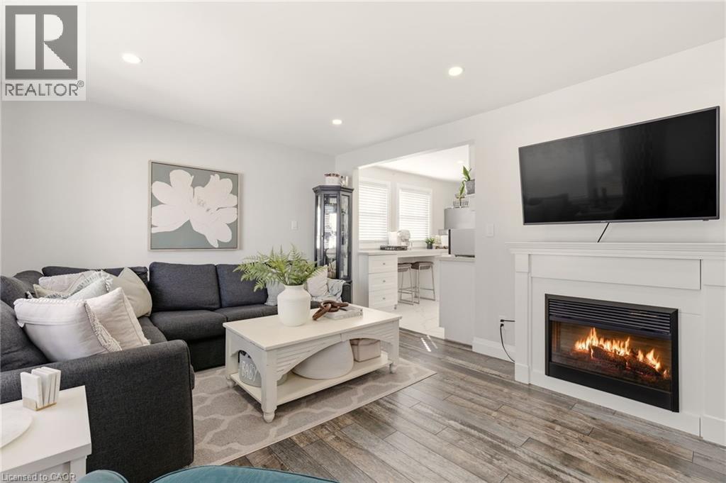 16 Munn Street, Hamilton, Ontario  L8V 1J6 - Photo 5 - 40809834