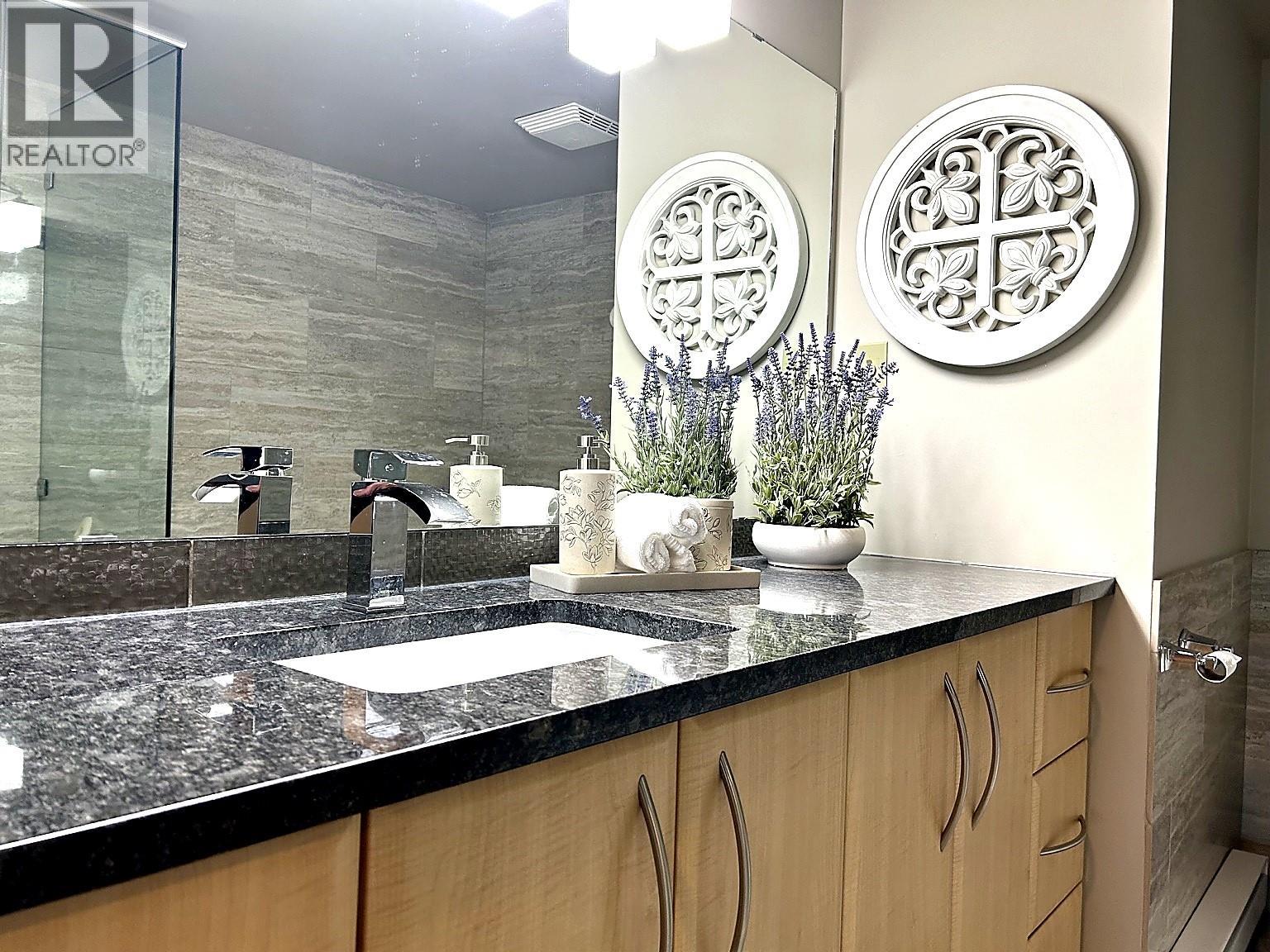 2900 Abbott Street Unit# 208, Kelowna, British Columbia  V1Y 1G6 - Photo 35 - 10367093