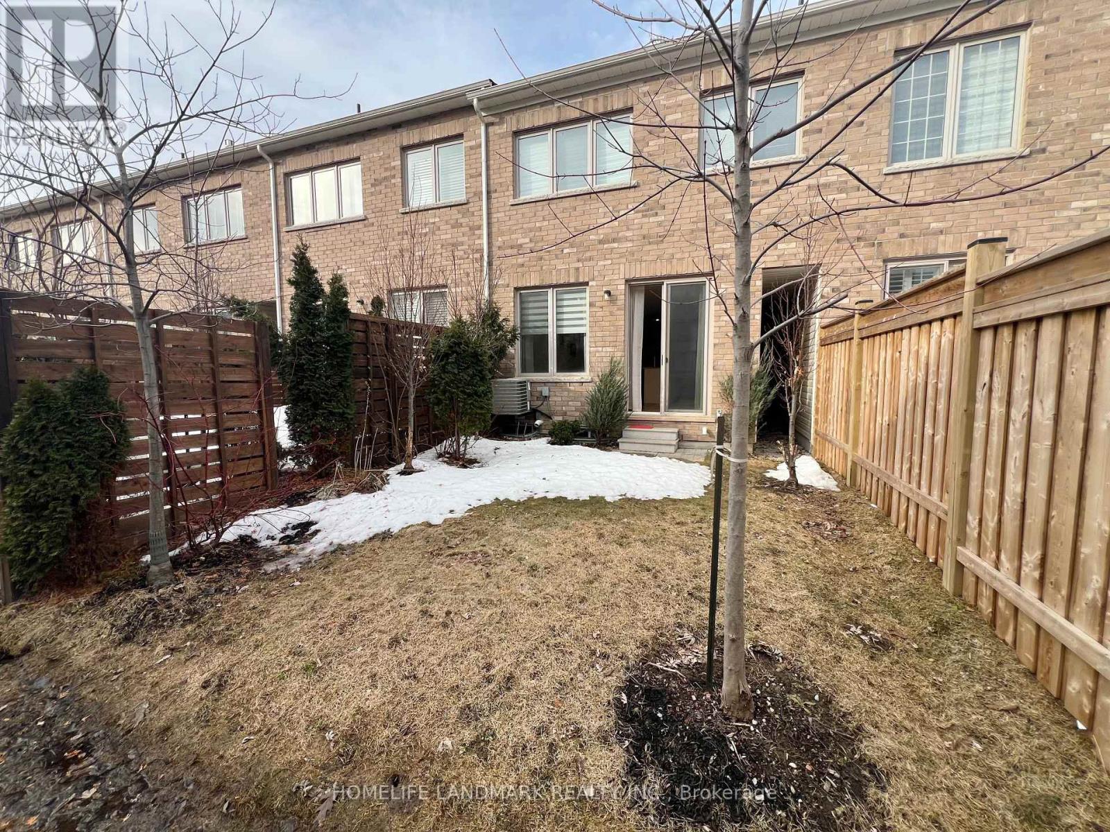 47 Durblee Avenue, Aurora, Ontario  L4G 0Z8 - Photo 7 - N12859922