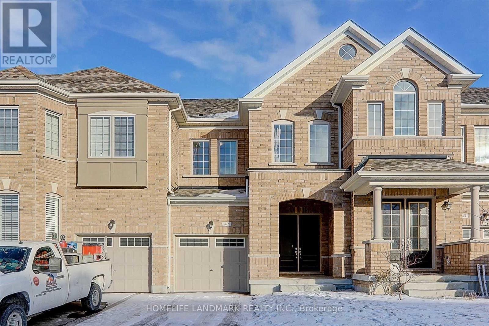 47 Durblee Avenue, Aurora, Ontario  L4G 0Z8 - Photo 8 - N12859922