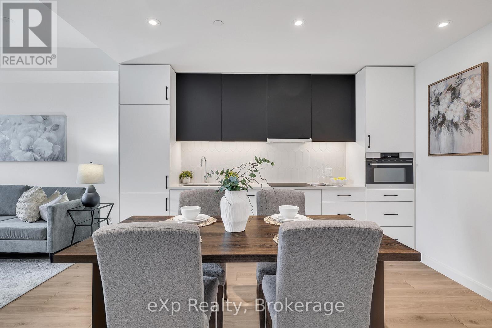 306 - 741 King Street W, Kitchener, Ontario  N2G 0E9 - Photo 4 - X12864168