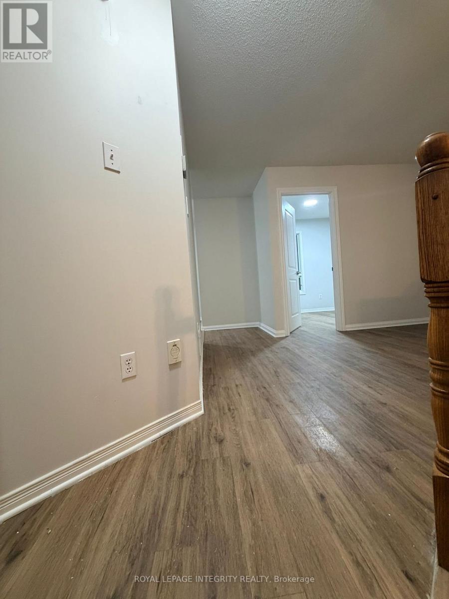 274 Sandhill Road, Ottawa, Ontario  K2K 2V7 - Photo 10 - X12864162