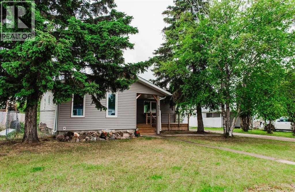 9903 81 Avenue, Grande Prairie, Alberta  T8V 3S9 - Photo 1 - A2291917