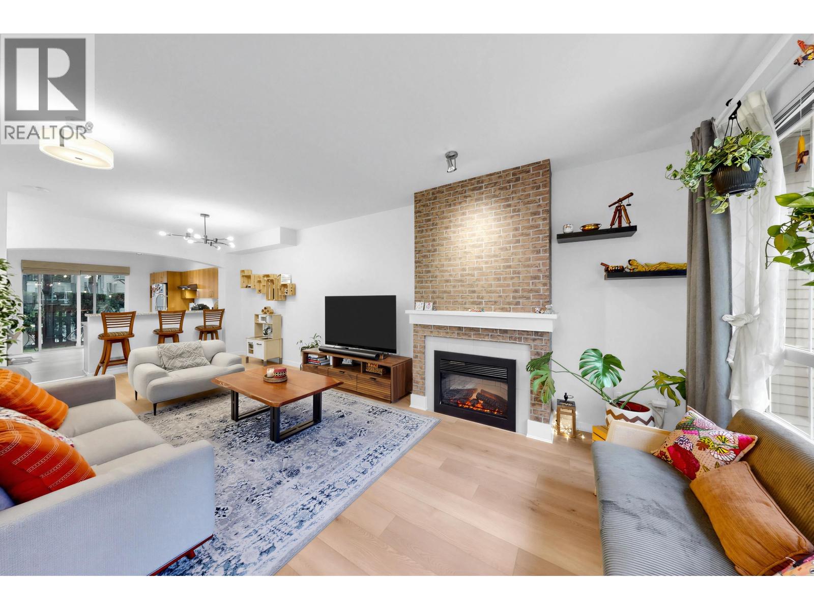 133 9133 Government Street, Burnaby, British Columbia  V3N 0B1 - Photo 2 - R3097482