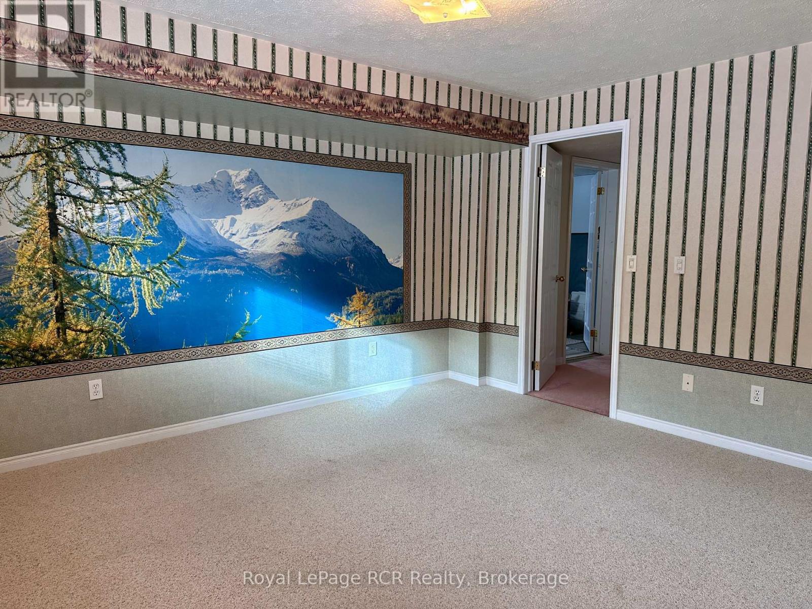 218 4th Street Crescent, Hanover, Ontario  N4N 3S2 - Photo 45 - X12467712