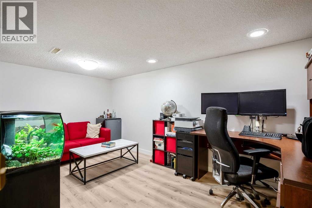 830 Westmount Drive, Strathmore, Alberta  T1P 1A9 - Photo 24 - A2281201