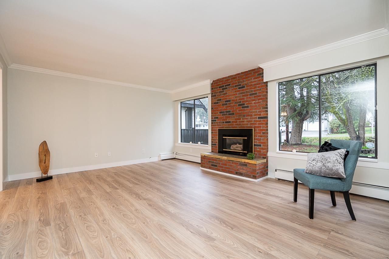 9829 120a Street, Surrey, British Columbia  V3V 4H8 - Photo 4 - R3097653