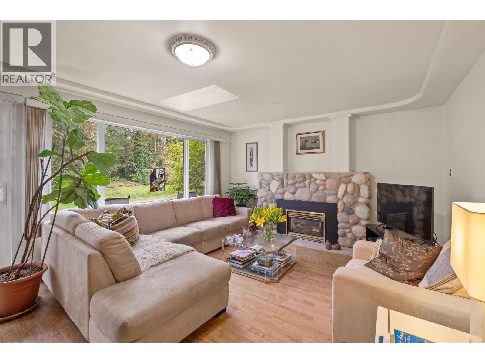 682 Seymour Boulevard, North Vancouver, British Columbia  V7J 2J6 - Photo 34 - R3086870