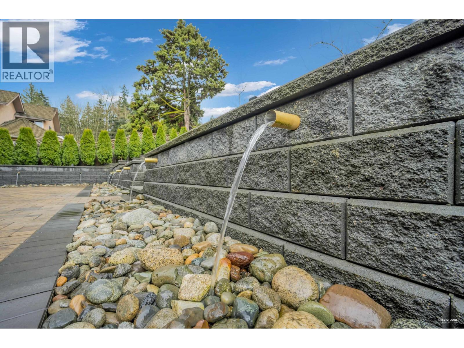 8230 Lakefield Drive, Burnaby, British Columbia  V5E 4G7 - Photo 36 - R3097563