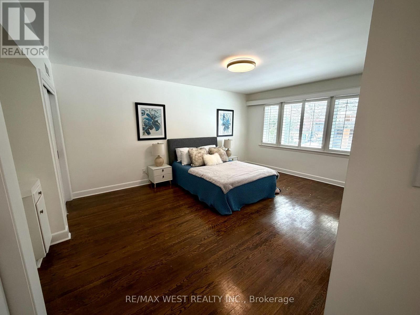 416 The Kingsway, Toronto, Ontario  M9A 3V9 - Photo 33 - W12858548