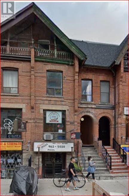 447 CHURCH STREET, Toronto, Ontario