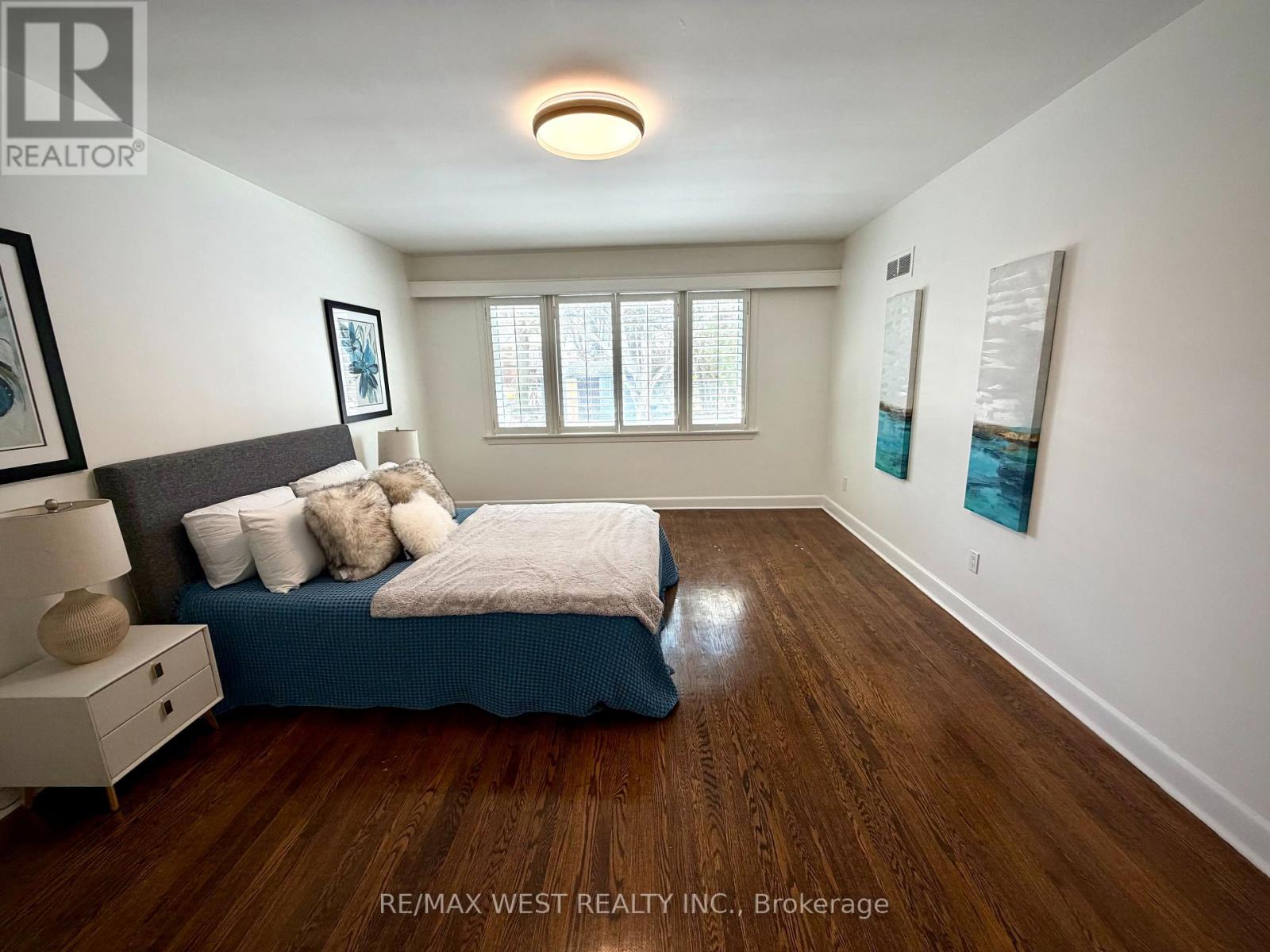 416 The Kingsway, Toronto, Ontario  M9A 3V9 - Photo 35 - W12858548