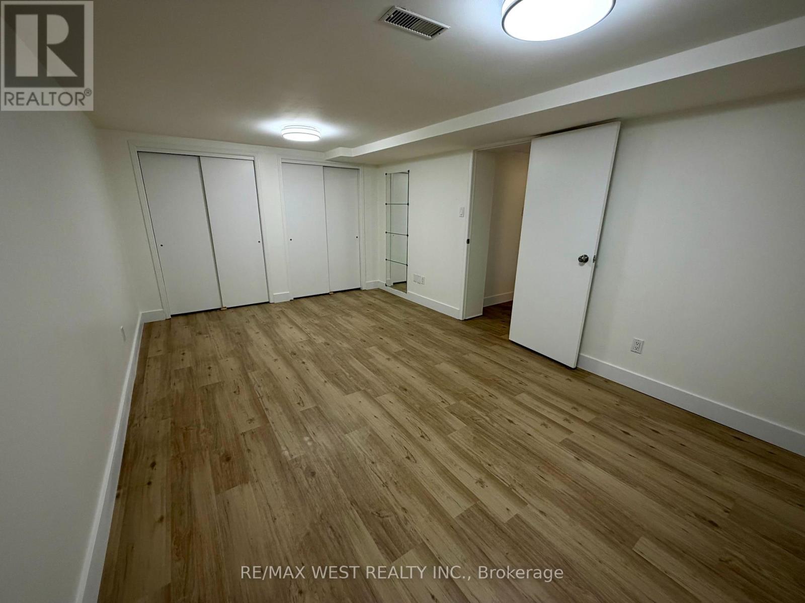 416 The Kingsway, Toronto, Ontario  M9A 3V9 - Photo 46 - W12858548