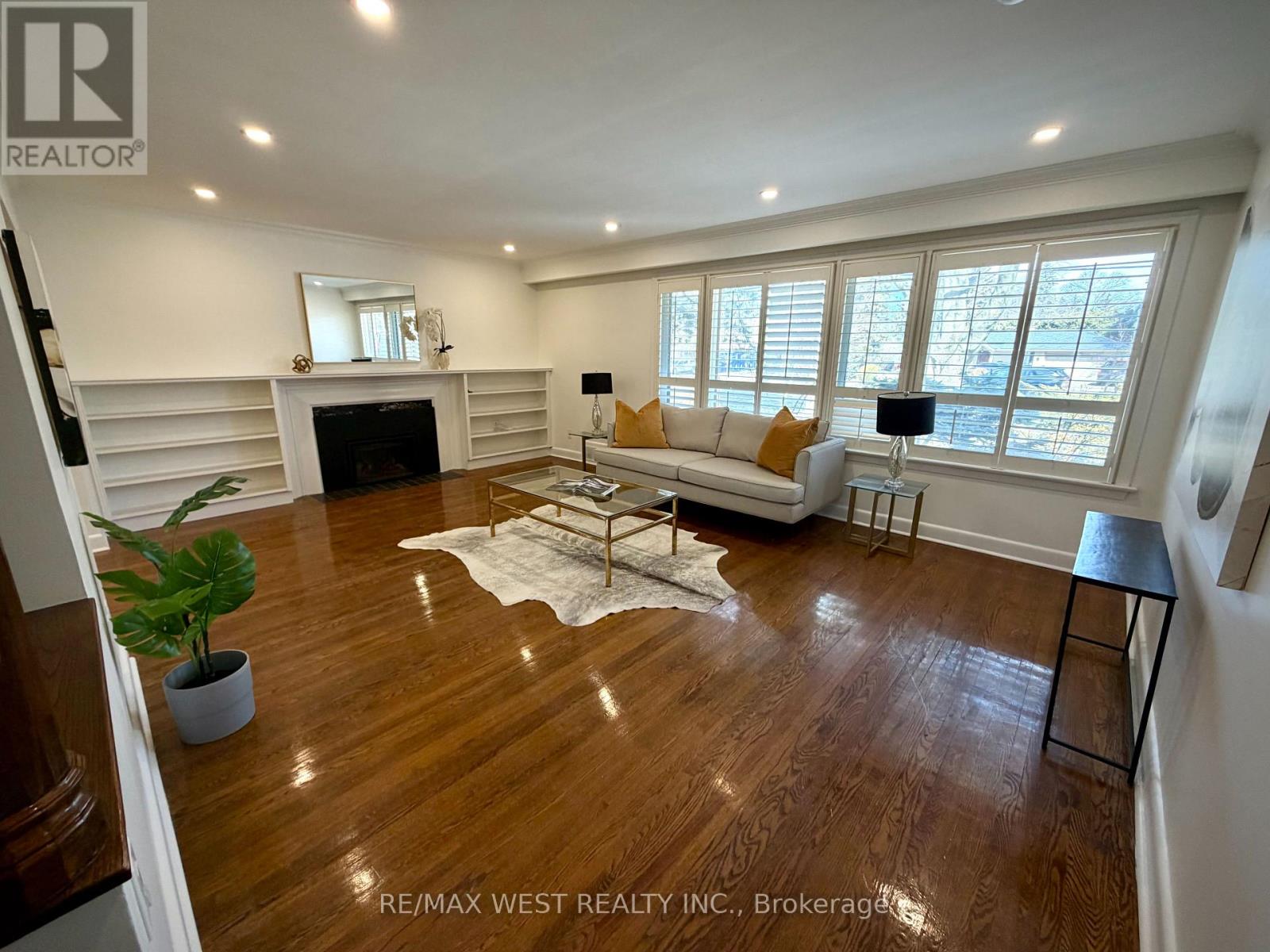 416 The Kingsway, Toronto, Ontario  M9A 3V9 - Photo 14 - W12858548