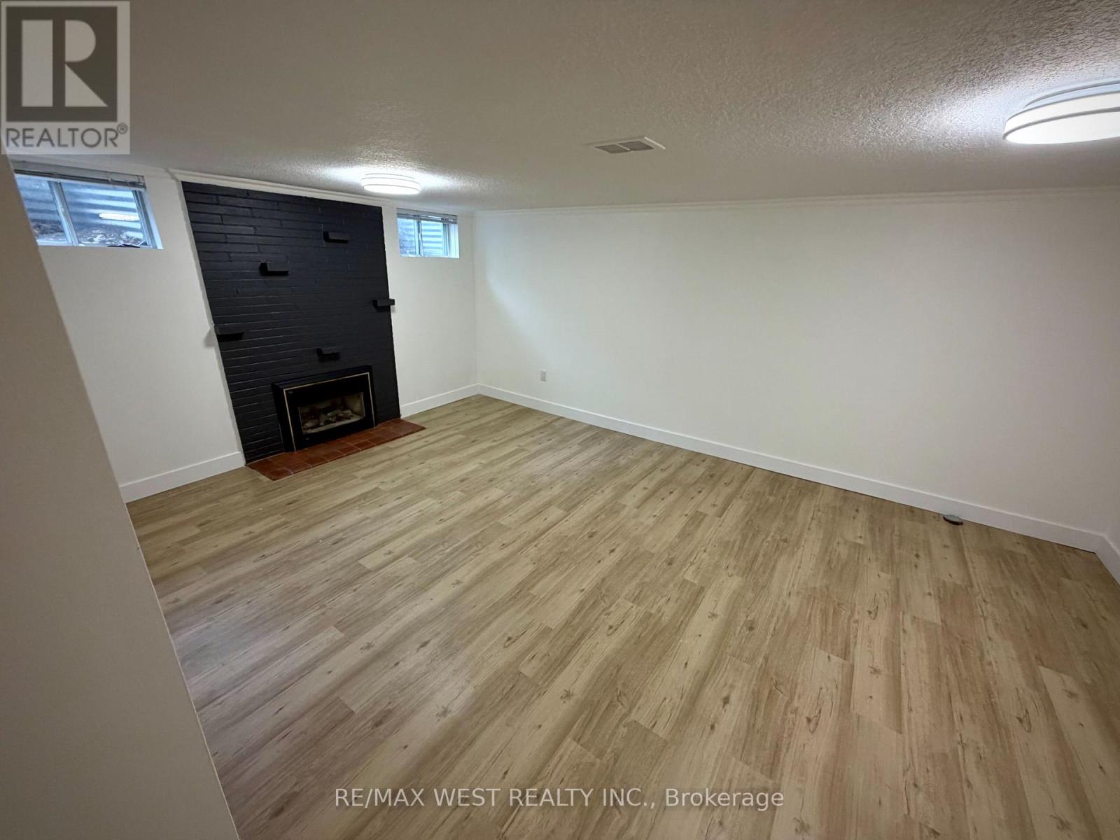 416 The Kingsway, Toronto, Ontario  M9A 3V9 - Photo 37 - W12858548