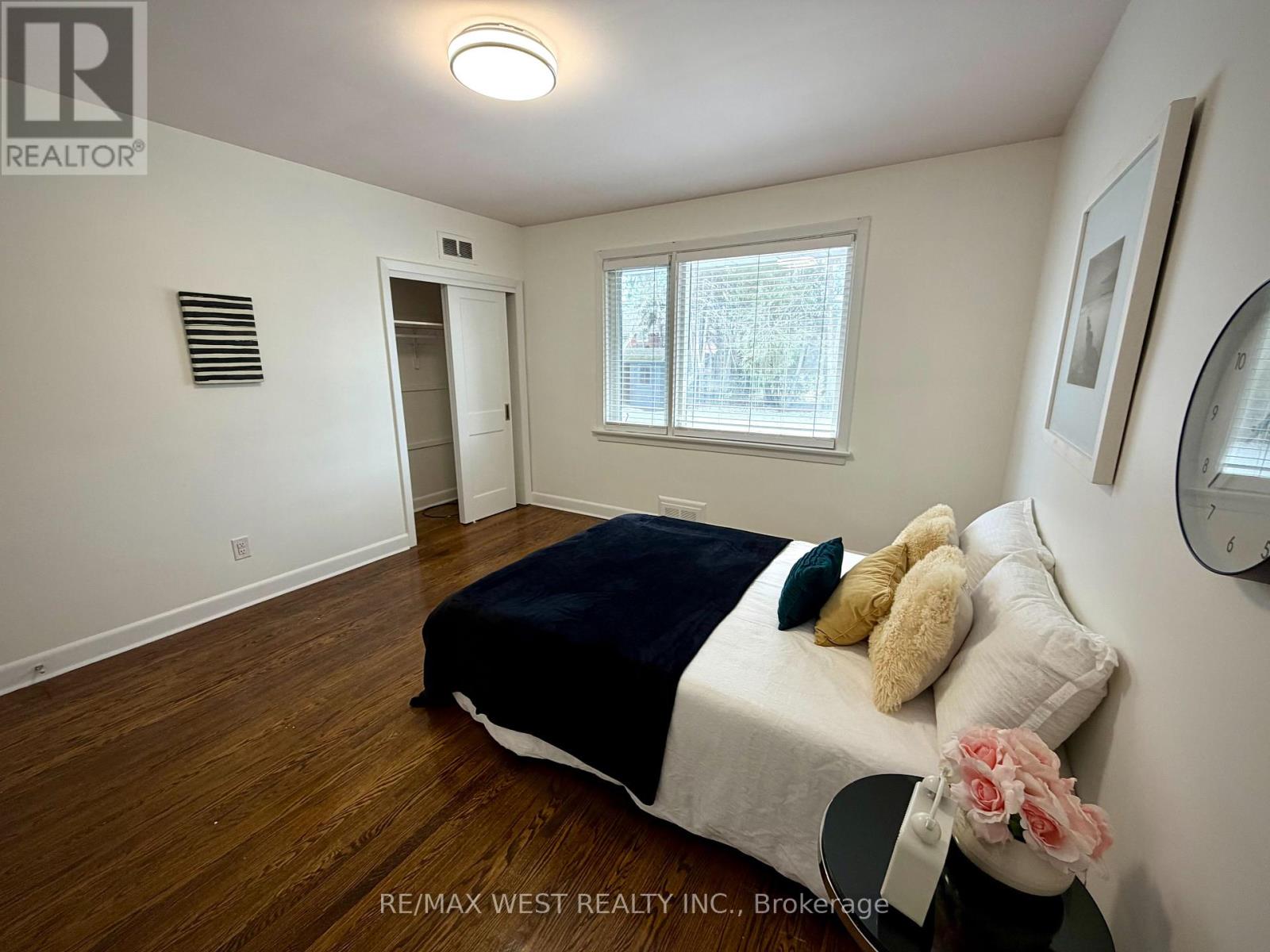 416 The Kingsway, Toronto, Ontario  M9A 3V9 - Photo 29 - W12858548