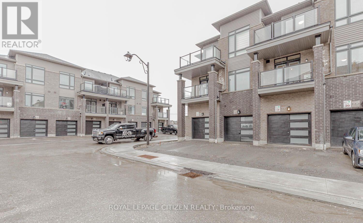 24 Esquire Way E, Whitby, Ontario  L1R 3K4 - Photo 21 - E12861054