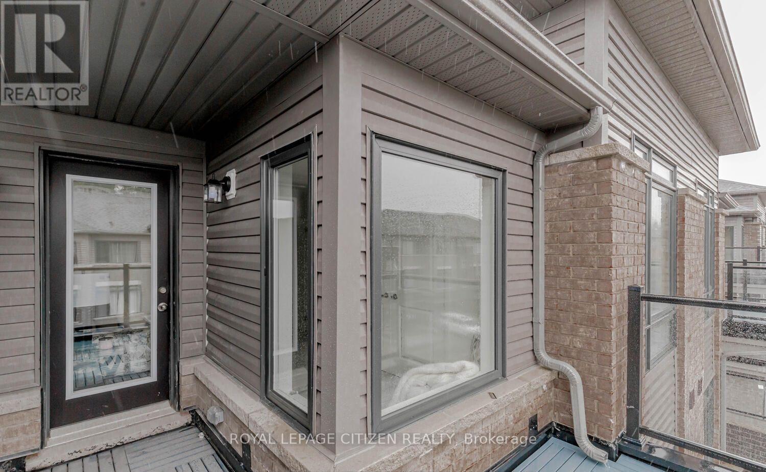 24 Esquire Way, Whitby (Taunton North), Ontario  L1R 0S7 - Photo 17 - E12861056