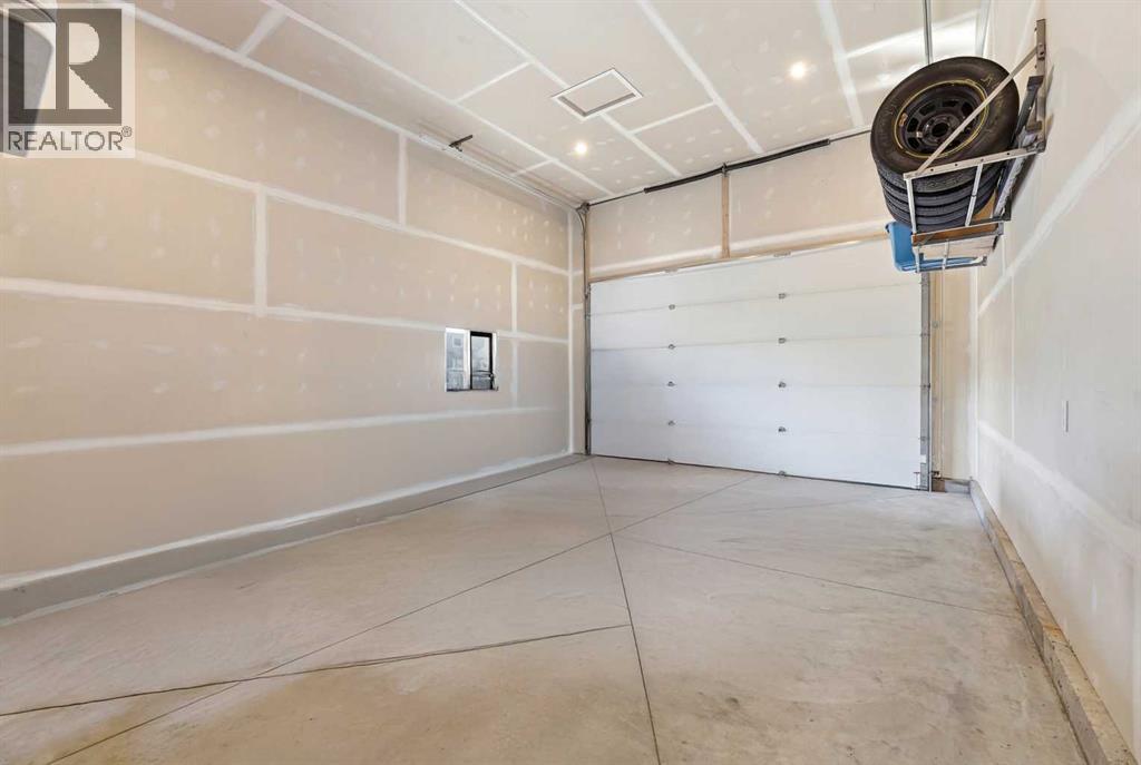 102 Hinshaw Drive, Sylvan Lake, Alberta  T4S 0N3 - Photo 25 - A2288312