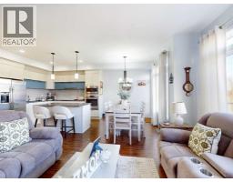 3, 402 Highlands Boulevard W, Lethbridge, Alberta