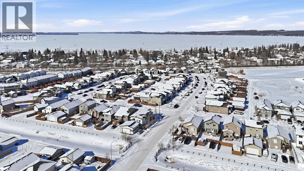 102 Hinshaw Drive, Sylvan Lake, Alberta  T4S 0N3 - Photo 34 - A2288312