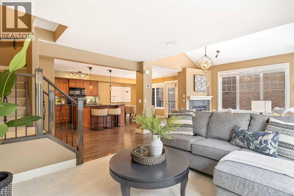 402, 10 Discovery Ridge Hill Sw, Calgary, Alberta  T3H 5X2 - Photo 7 - A2289838