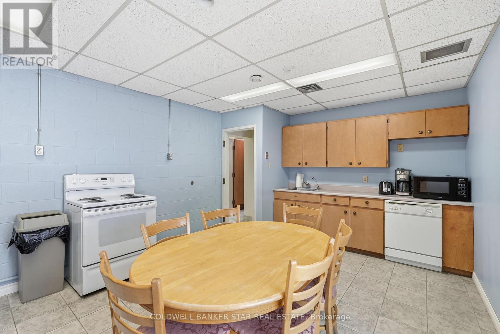 81 Southampton Street, Ashfield-Colborne-Wawanosh, Ontario  N0M 1R0 - Photo 31 - X12864218