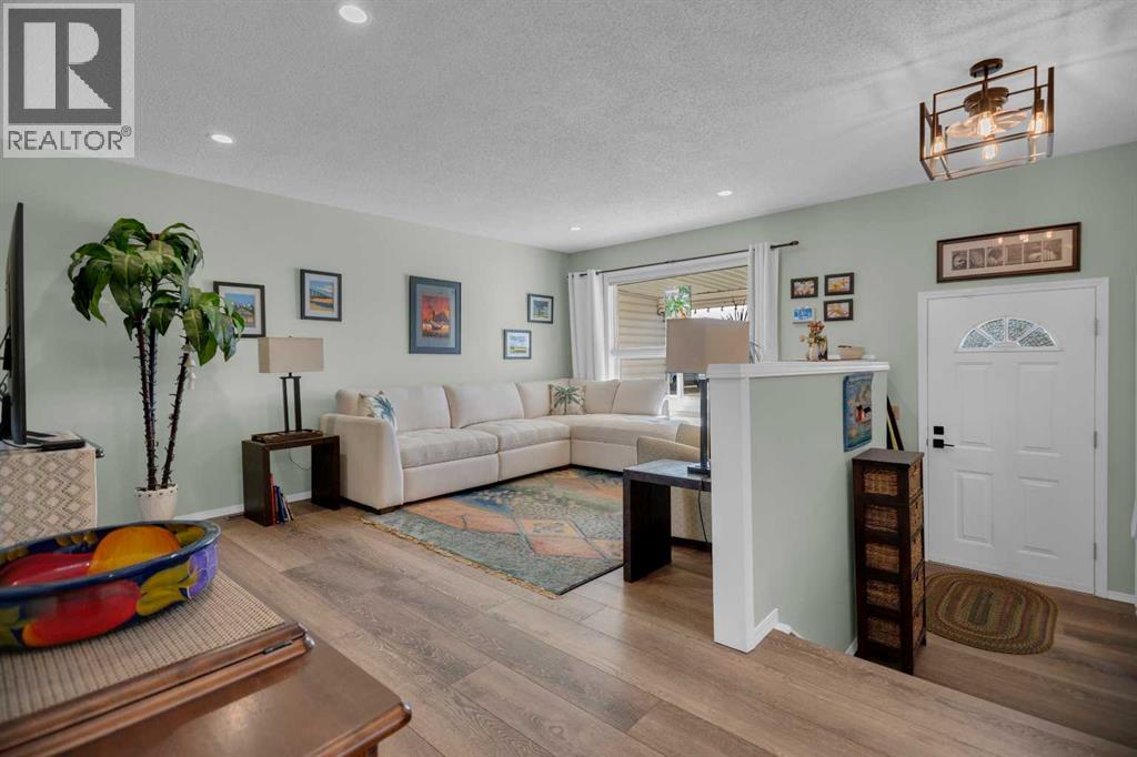 2, 717 Centre Street, Vulcan, Alberta  T0L 2B0 - Photo 7 - A2266570