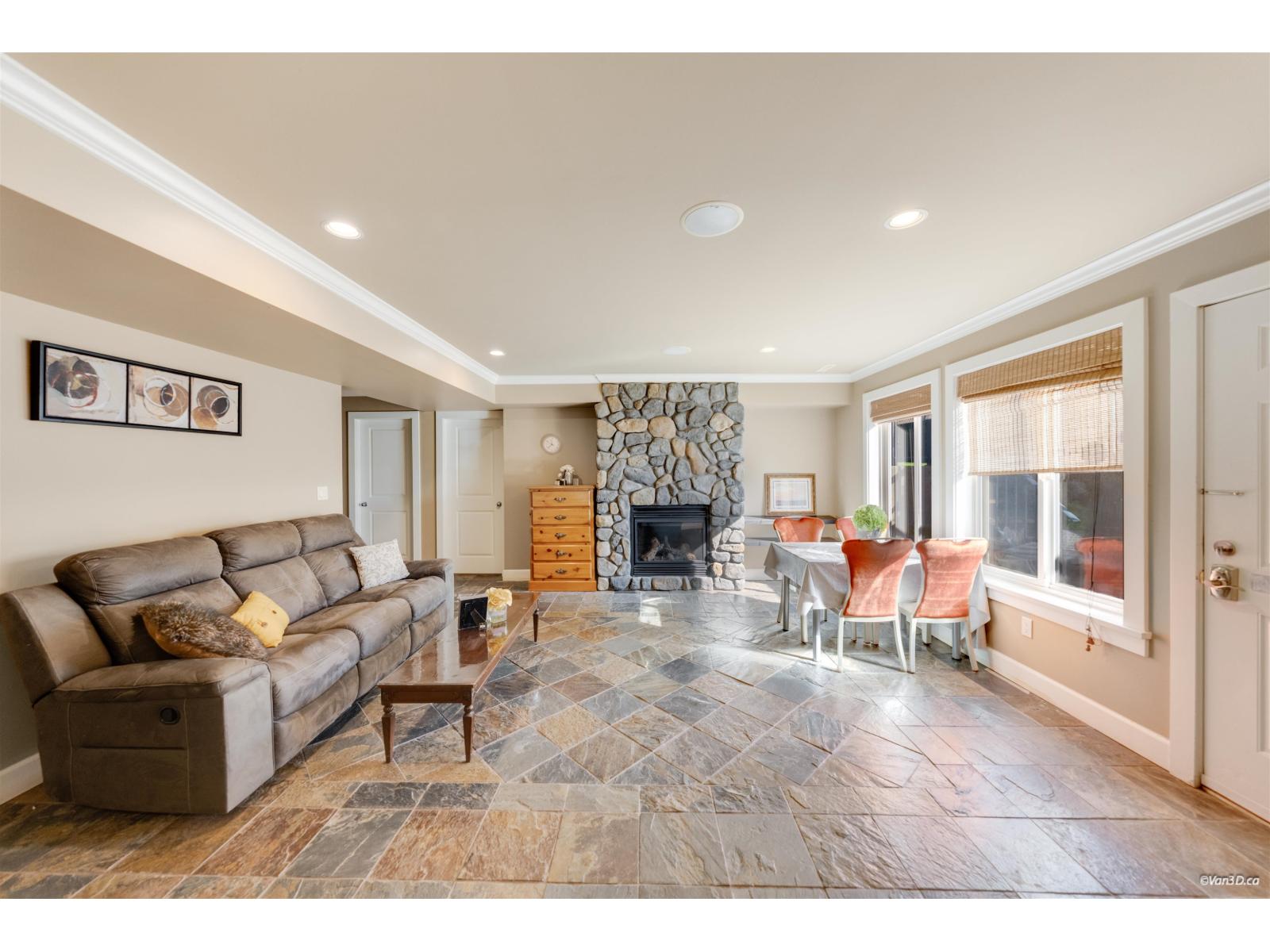 3928 159 Street, Surrey, British Columbia  V3Z 0Y3 - Photo 31 - R3097536