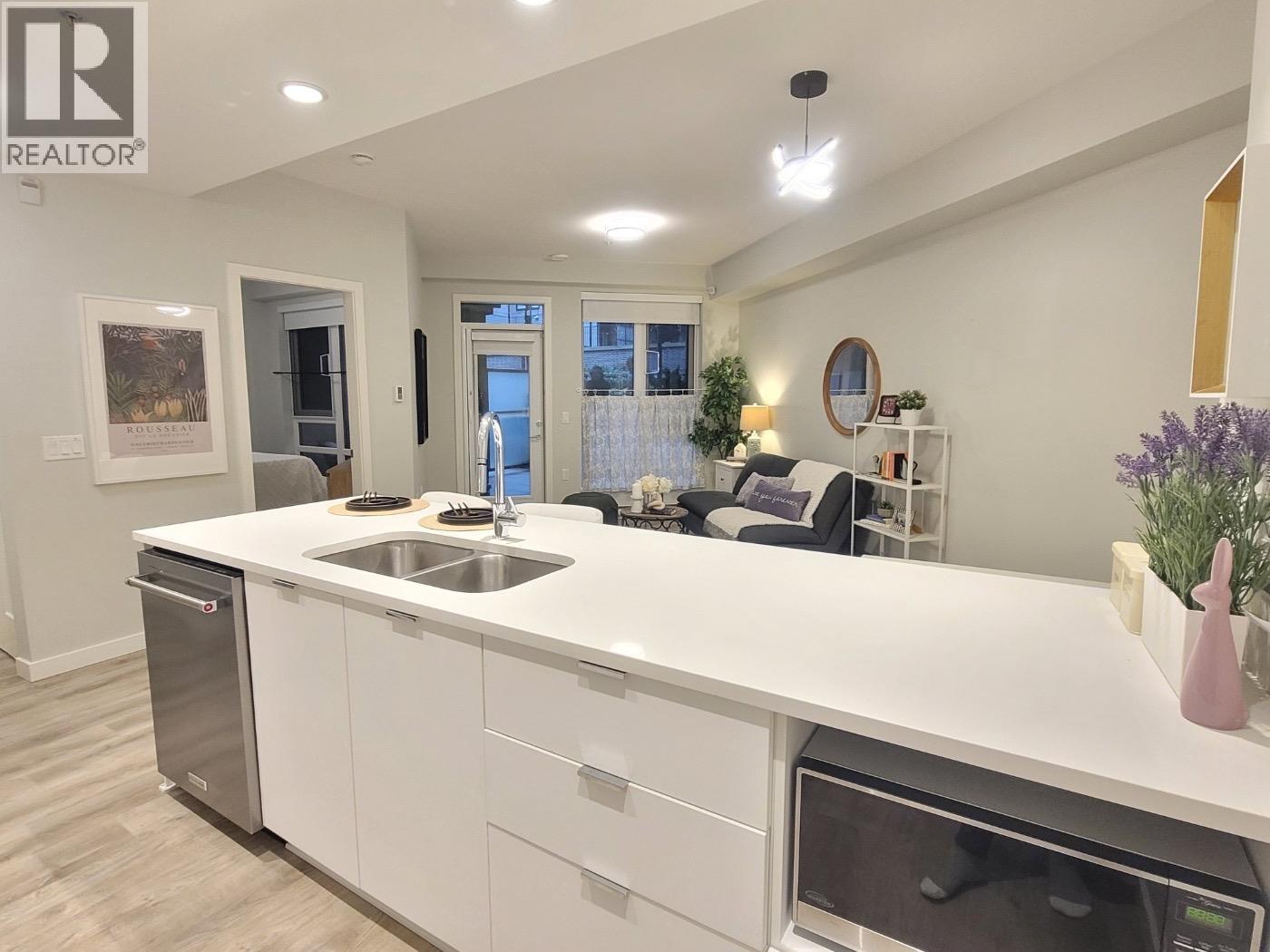 111 615 Cottonwood Avenue, Coquitlam, British Columbia  V3J 0N4 - Photo 6 - R3097690